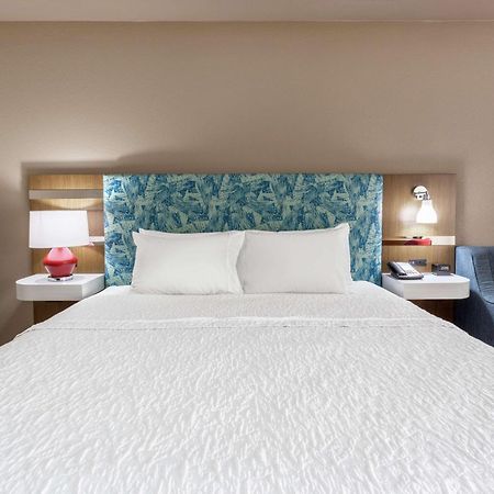 Hampton Inn Biloxi-Ocean Springs Екстериор снимка