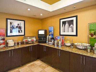 Hampton Inn Biloxi-Ocean Springs Екстериор снимка